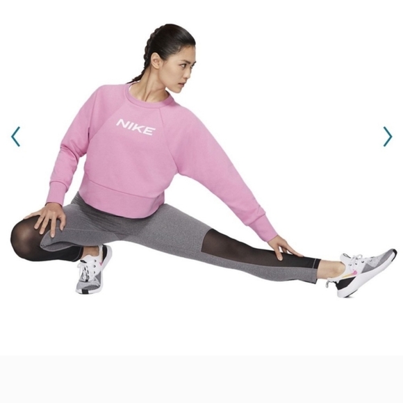 Nike DriFit Cropped sweatshirt - Picture 8 of 8